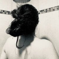 dulcelatina25 webcam model