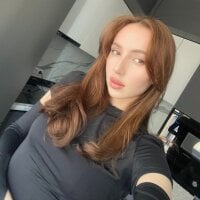 LilianMalone's Offline Chat Room