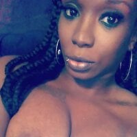 Sheemoeewhett_'s Offline Chat Room