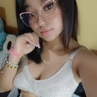 erodesa12's Offline Chat Room