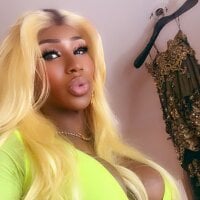 Motherbigbus webcam model