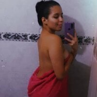 arianixxx061's Offline Chat Room