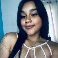 MaiacurvyLive Webcam