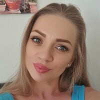 MariaYan's Offline Chat Room