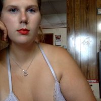 izzie629 Adlı Modelin Çevrimdışı Sohbet Odası