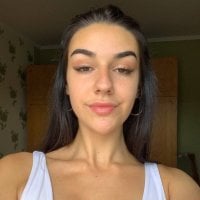 غرفة دردشة Lucky_peach دون اتصال
