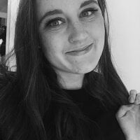 Oliviabee's Profile Pic