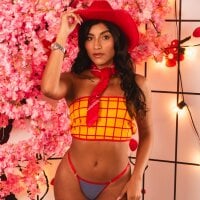 Модель Cailee_Mansour