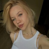 LanaDelll's Offline Chat Room