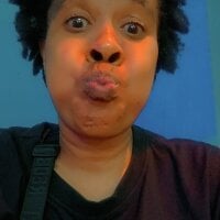 Ebonyboobsmilk webcam model