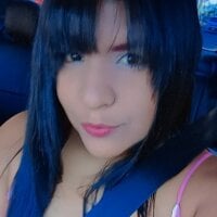 ebonycanndy's Offline Chat Room