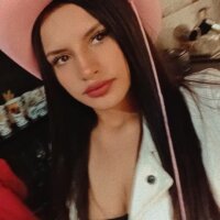 DulceAnny nude on webcam for live porn video chat