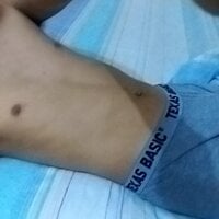 Dickson_33 webcam