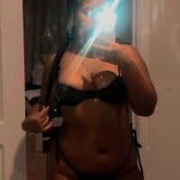 alisonx19 webcam model