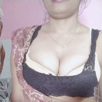 moni_85