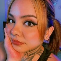 honey_mooon webcam model