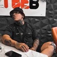 TheLatinAndrew webcam