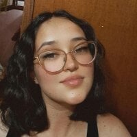 kate_lovee's Offline Chat Room