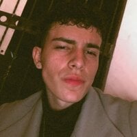 Alejo_valverde webcam model