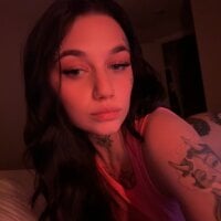 Snapshot of chloetease live cam