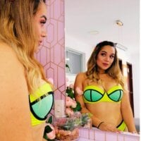 ห้องแชทออฟไลน์ของ Renata__Adams_