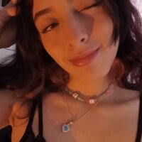 kittypetite_'s Profile Pic