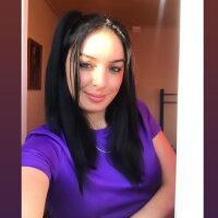 _sweetchloe's Offline Chat Room