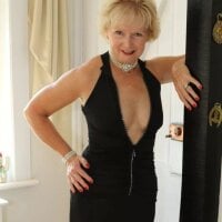 Victoria5643 webcam