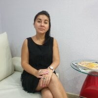 angela_moon offline chatrum