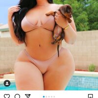 ห้องแชทออฟไลน์ของ bootytina1997