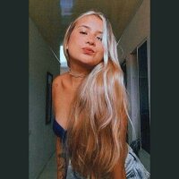 Katalella01's Offline Chat Room