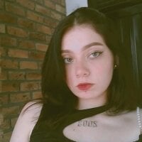 MilaFyre webcam model
