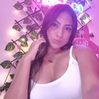 alanareycm101's Offline Chat Room