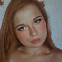 Leah-Ginger fully nude on webcam for live porn video chat