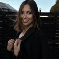 Maliiia1's Offline Chat Room