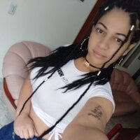 Latinas_dirty_anal's Offline Chat Room