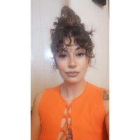 minxymoo22's Offline Chat Room