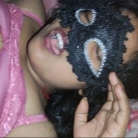 Pinkyrani2333 webcam