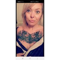 tattooed_barbiexxx's Offline Chat Room