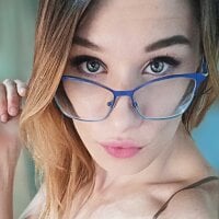 DivineMary01's Offline Chat Room