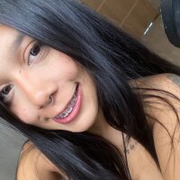 catitoeve's Offline Chat Room