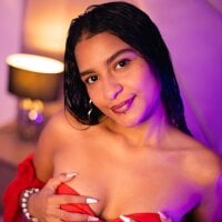 EmilyCristal webcam model