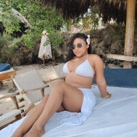 lucia_sweet08's Avatar Pic