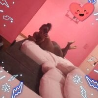 pretinhablack webcam model