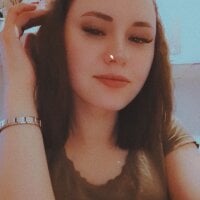 Kate_is_playful webcam model