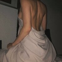 غرفة دردشة Aliayborn دون اتصال