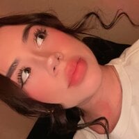 Im_Valen_Cute webcam