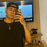 aron_big_big