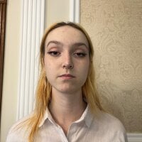 EmiIyLopez's Offline Chat Room