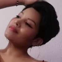 cindy0212 Adlı Modelin Çevrimdışı Sohbet Odası
